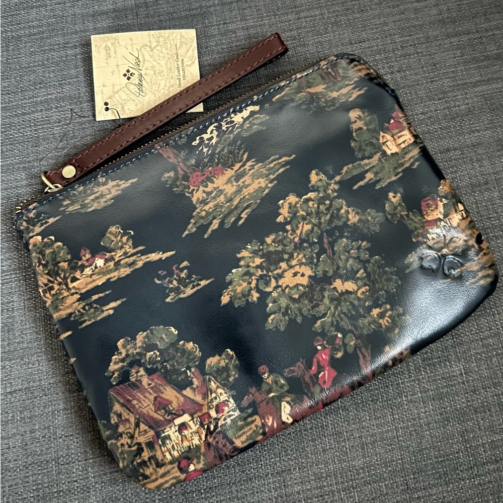 NWT PATRICIA NASH CASSINI WRISTLET CLUTCH MAKE-UP BAG